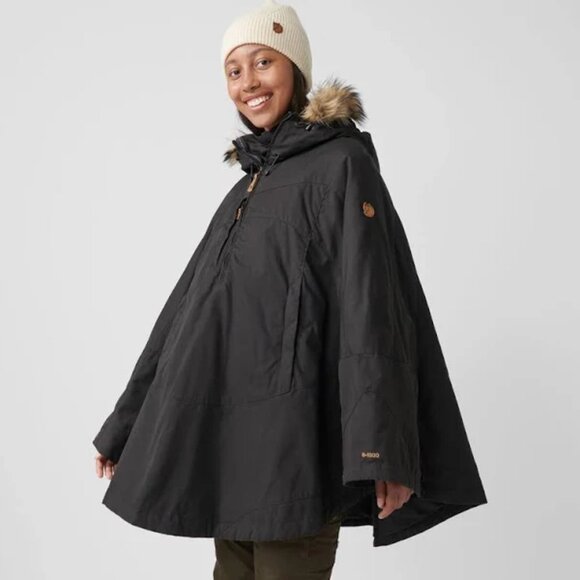 Fjallraven Luhkka Poncho with detachable fur - Picture 4 of 4